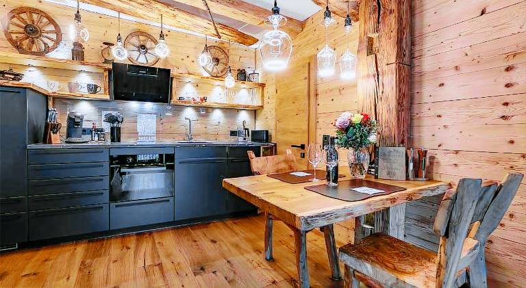 Rental apartment with jacuzzi & sauna — photo 4