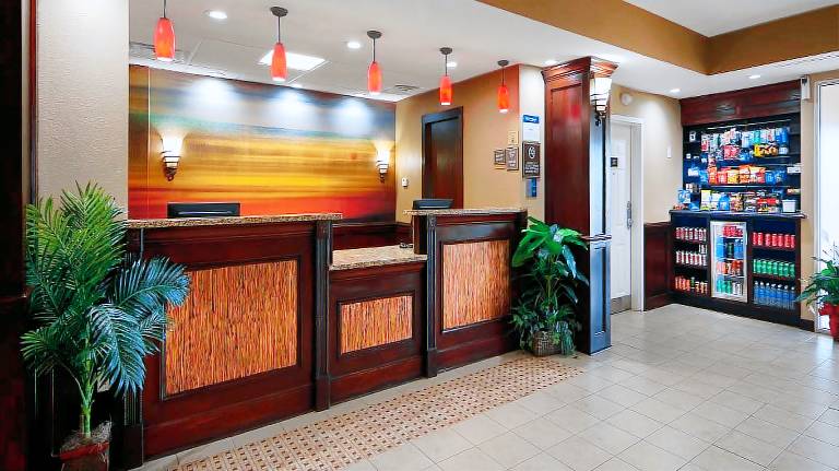 Best Western Plus Crawfordsville Hotel — photo 5