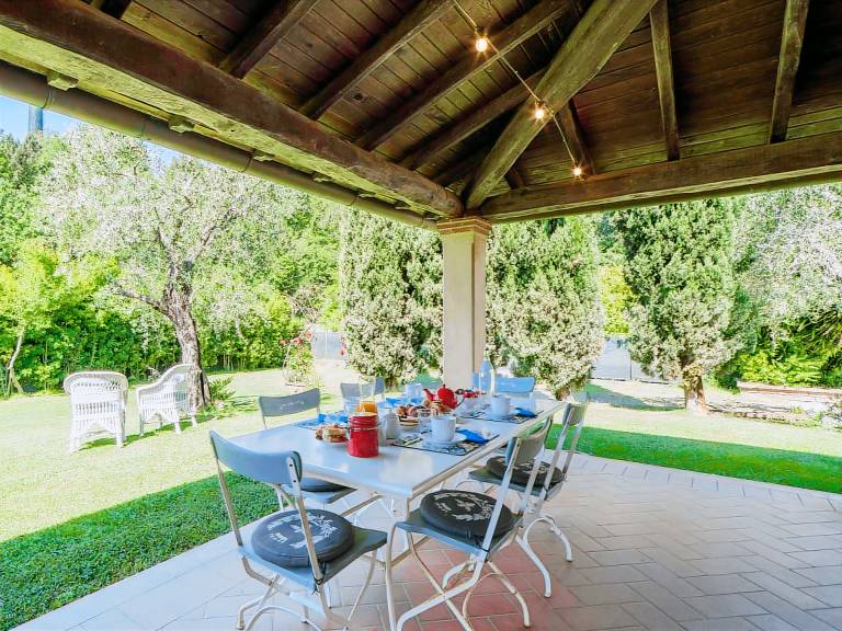 Fully equipped vacation home with patio, private pool & garden | Pets allowed — photo 4