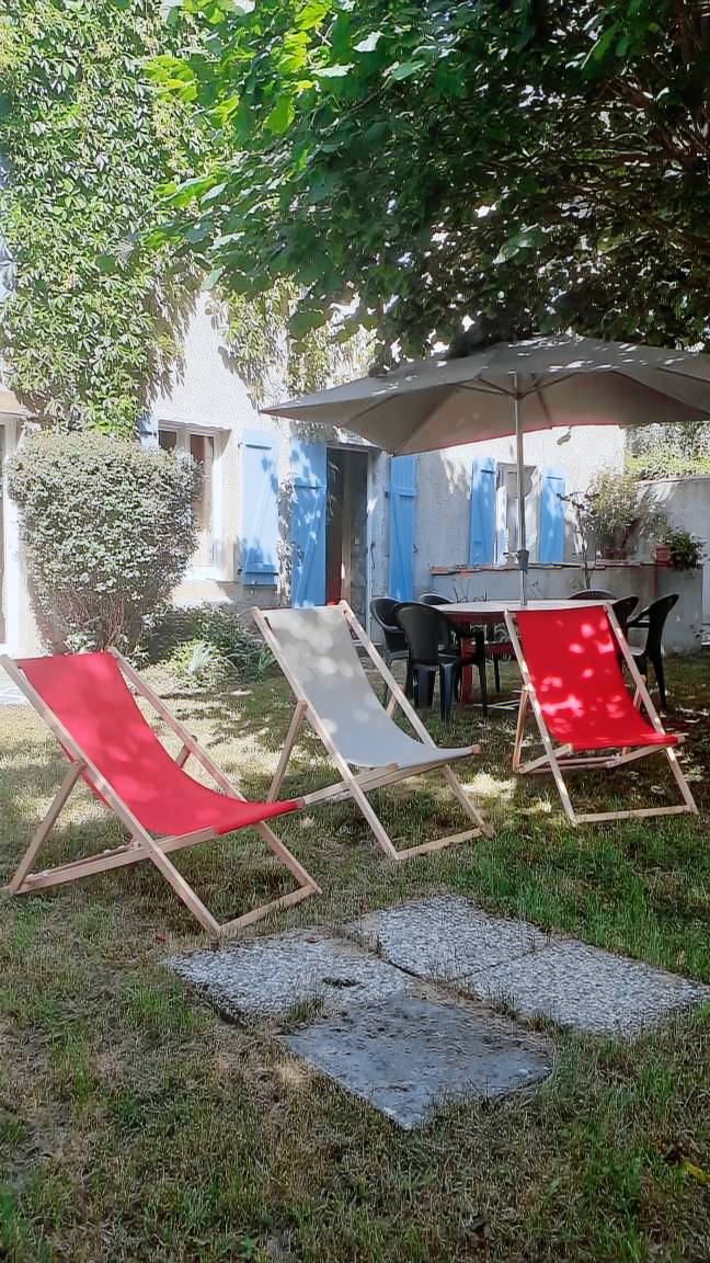 Gite 'Le Tilleul' – Private Terrace & Garden, Open Mid-April to End of October in Mende