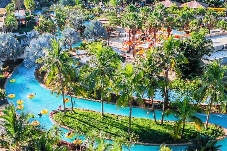 Hot Beach Resort