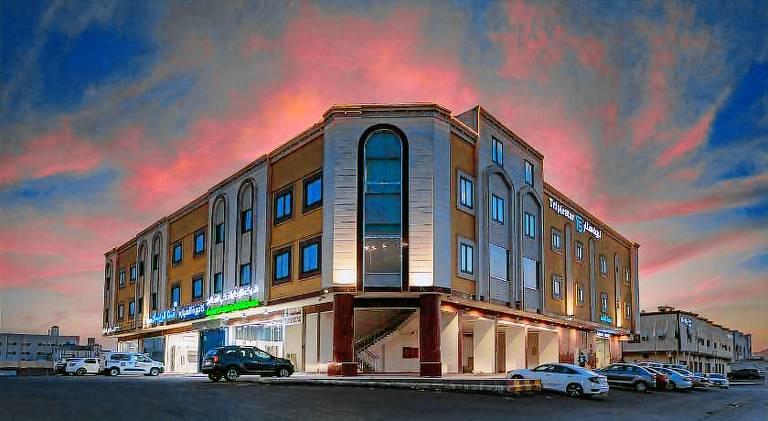 اجنحة نجمة ثلاثية Triple Star in Madinah