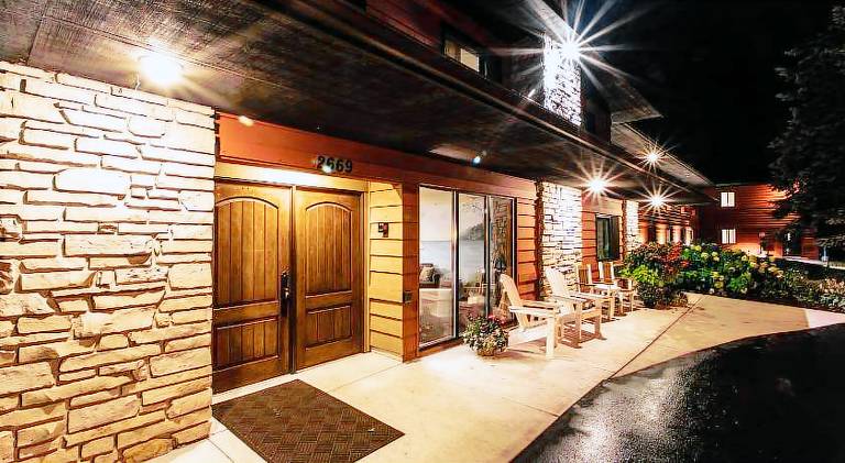 Open Hearth Lodge — photo 5