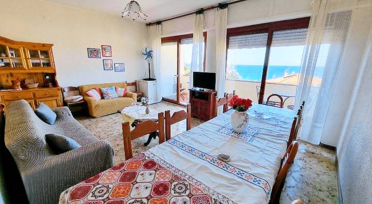 Beautiful holiday apartment with grill, terrace & yard | Beach nearby | Pets are welcome — photo 2