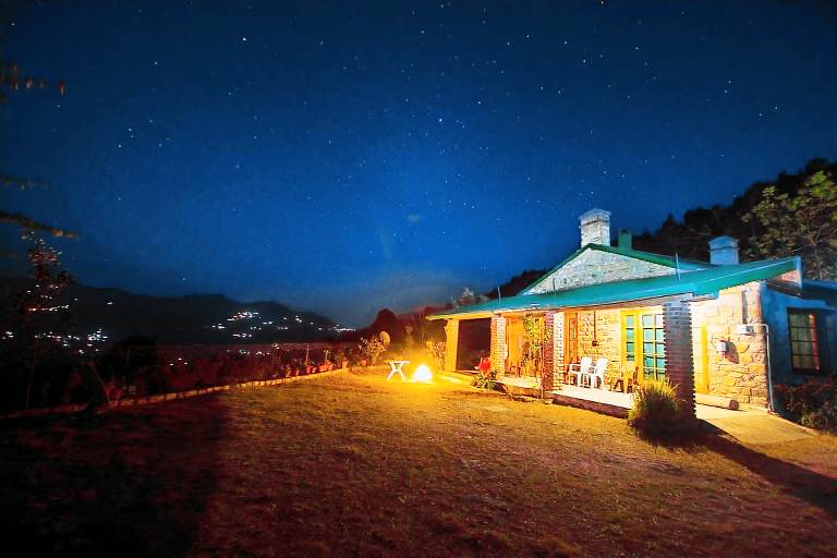 Renz Himalayan Retreat in Bhikyasain