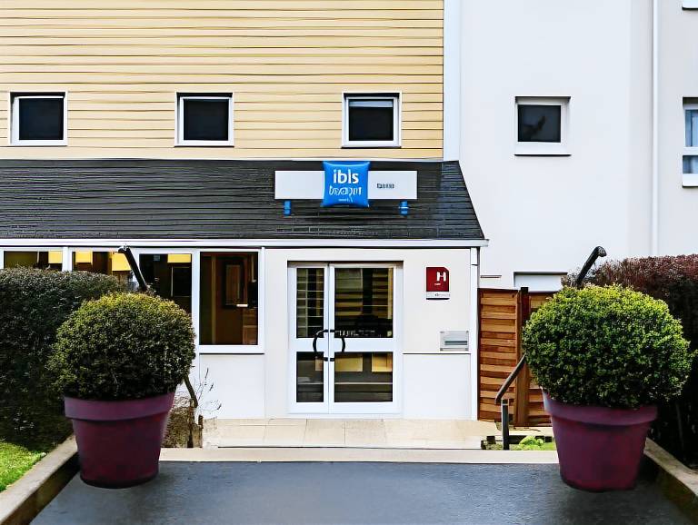 Ibis budget Senlis in Senlis
