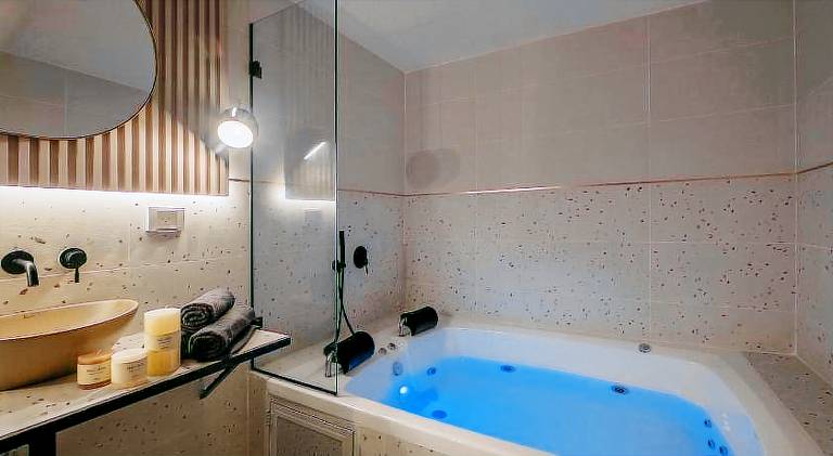 Apartment with 2 rooms for 8 persons — photo 4