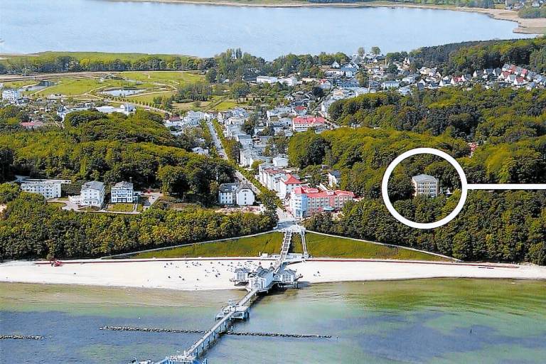 Fully equipped wonderful vacation home with sauna & garden | Next to the beach | Pets allowed in Sellin