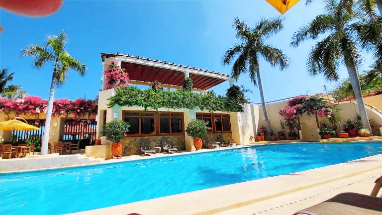 Condo P Chahue