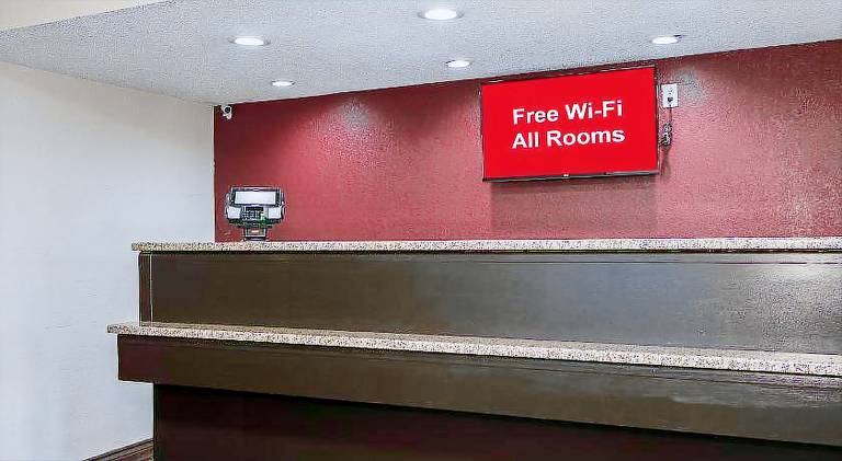 Red Roof Inn Cincinnati East - Beechmont — photo 3