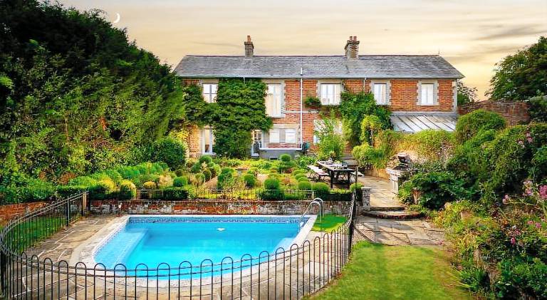 500 m&sup2; Ferienhaus