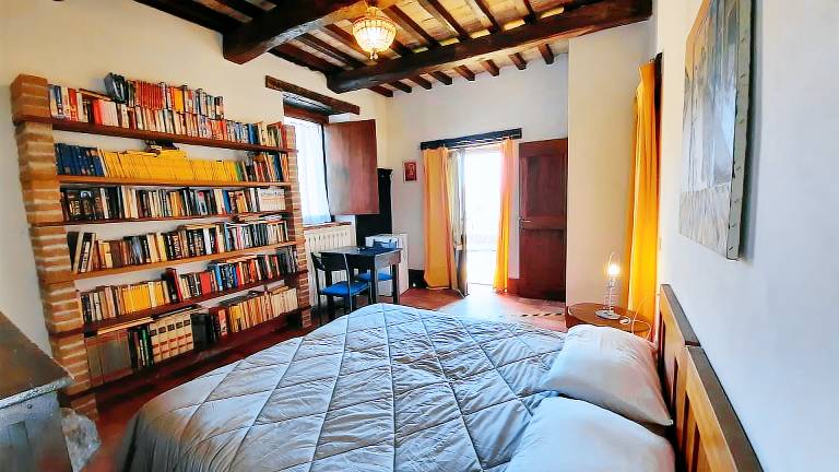 Agriturismo Santa Maria con ristorante: Camera del Prete al Casale Cerreto — photo 4