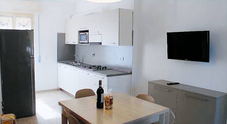 Rental apartment with 1 room for 4 persons — photo 3
