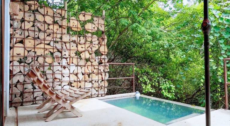 Vacation home with pool — photo 5