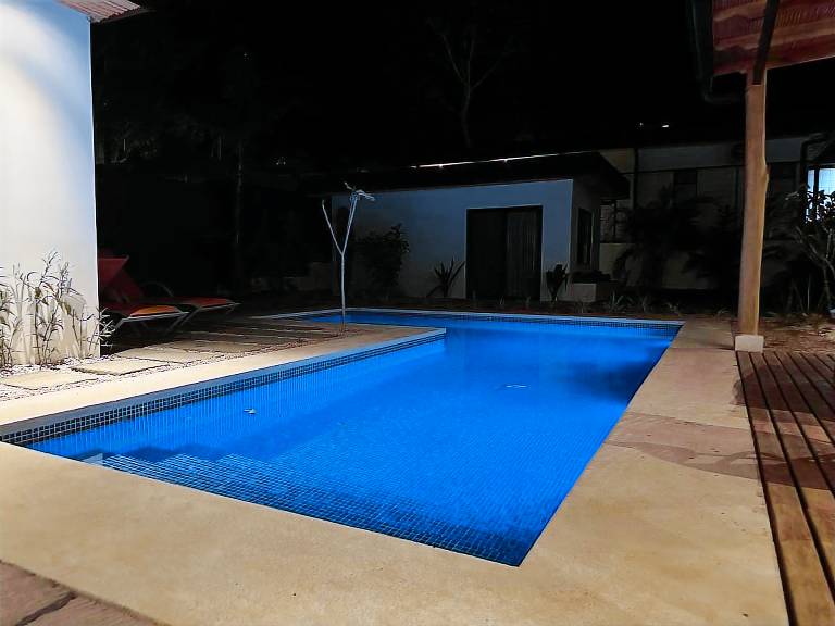 Vacation home with private pool, grill & garden — photo 5