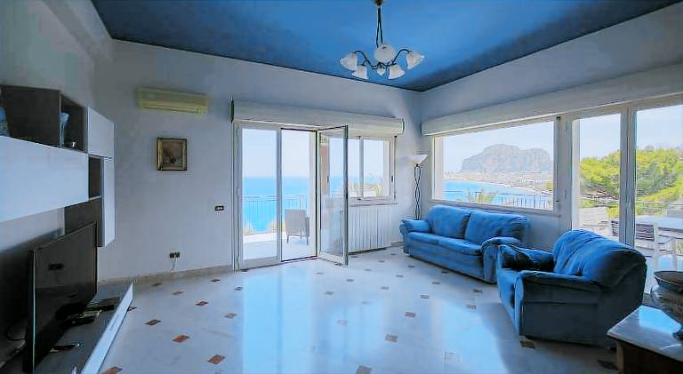 House with jacuzzi | Beach nearby | Pet-friendly in Cefalù