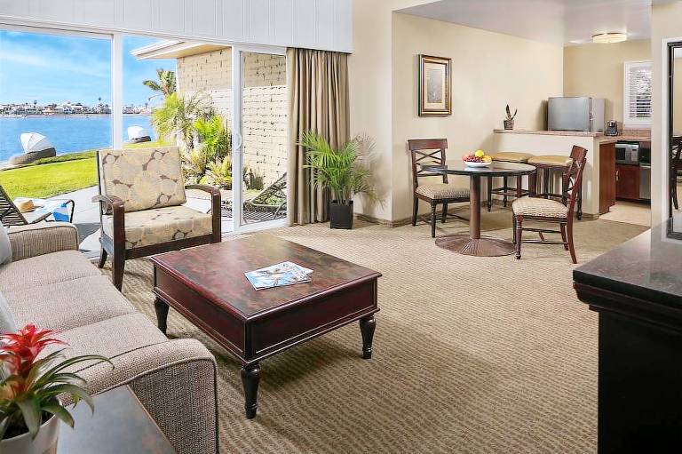 Resort  Mission Beach