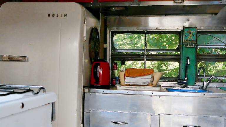 Classic Airstream Rental for a Glamping Getaway near the Pyrenees in France — photo 3