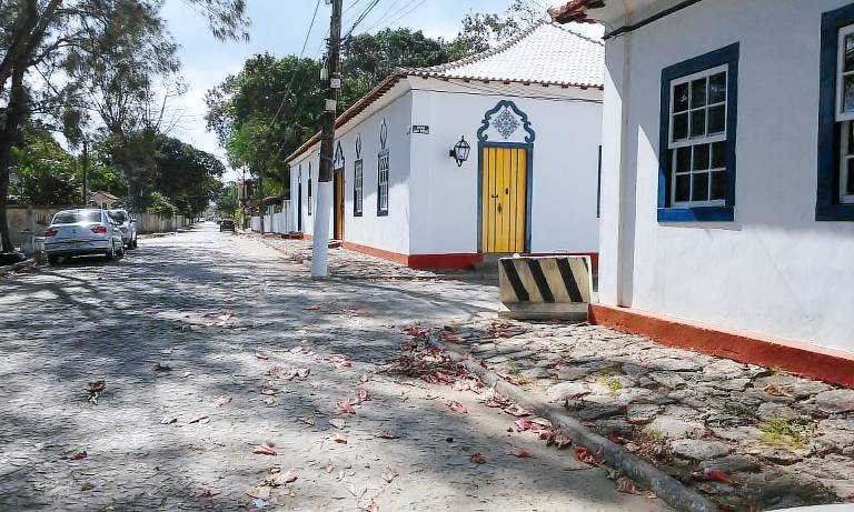 House Barra de São João