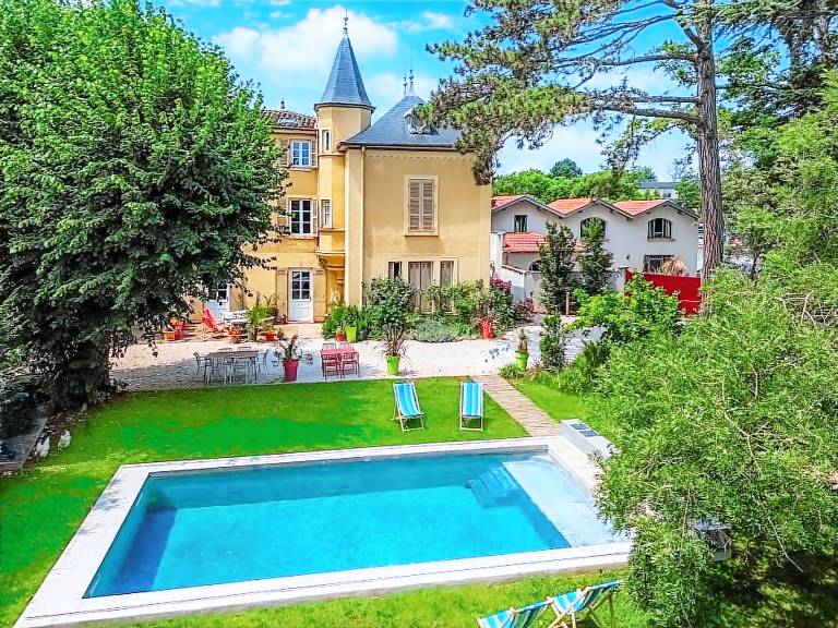 Bed and breakfast  Francheville