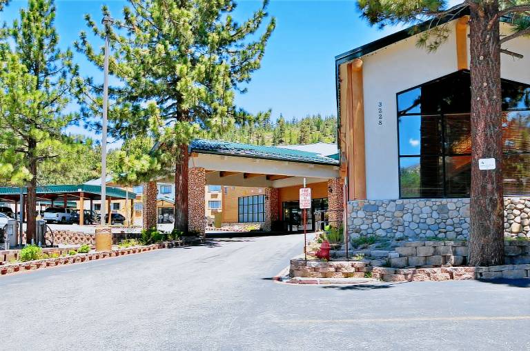 High Sierra Hotel — photo 5