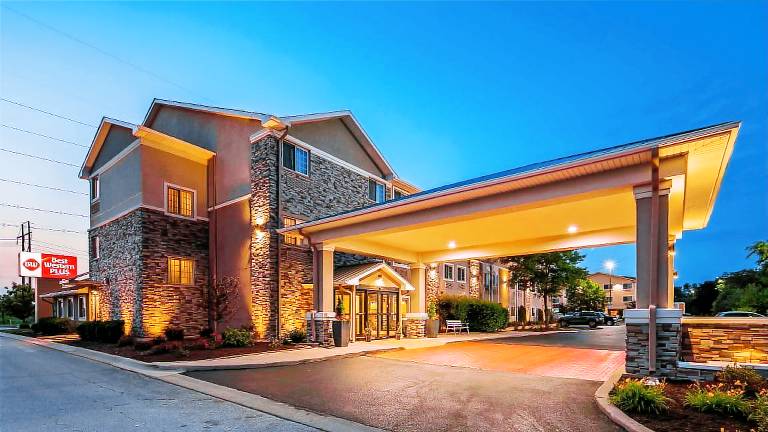 Best Western Plus North Joliet in Joliet, IL