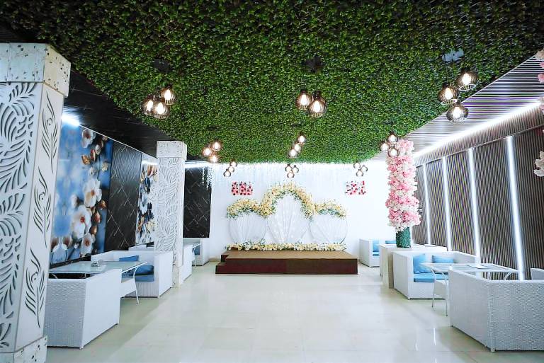 Frolic Hotel Near Sec 52 Noida Metro Station — photo 3