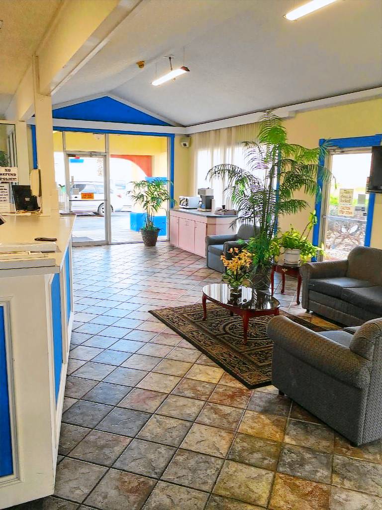 Americas Best Value Inn Beaumont, TX — photo 2