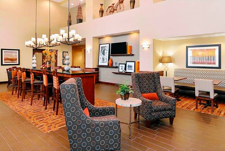 Hampton Inn & Suites Hopkinsville — photo 2