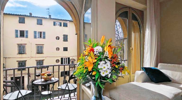 Child-friendly lovely serviced apartment with hot tub & terrace | Near Lucca Cathedral | Pet-friendly — photo 2