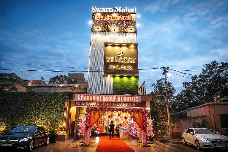 Hotel Virasat Palace in Mathura