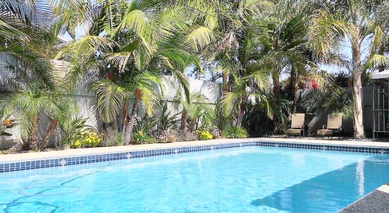 House with yard, private pool & barbecue — photo 3