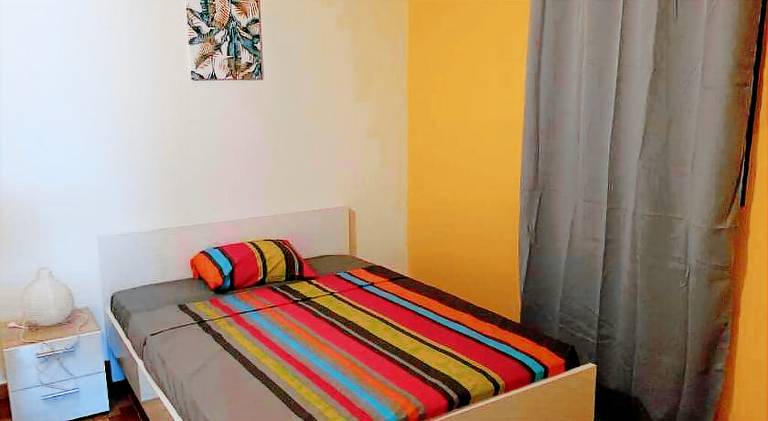 Rental apartment with 2 rooms for 3 persons in Grand-Bourg