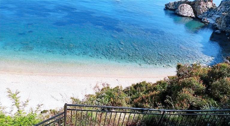 Villa with 3 rooms for 8 persons in Castellammare del Golfo