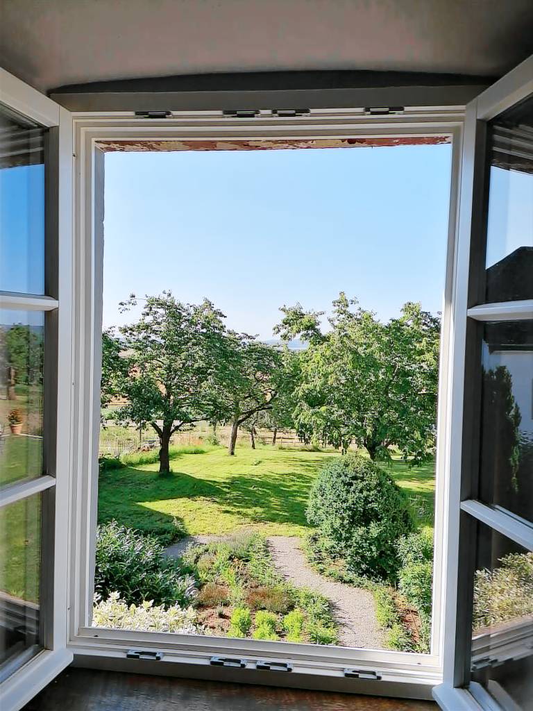 Vacation home with garden & terrace | Garden view — photo 3