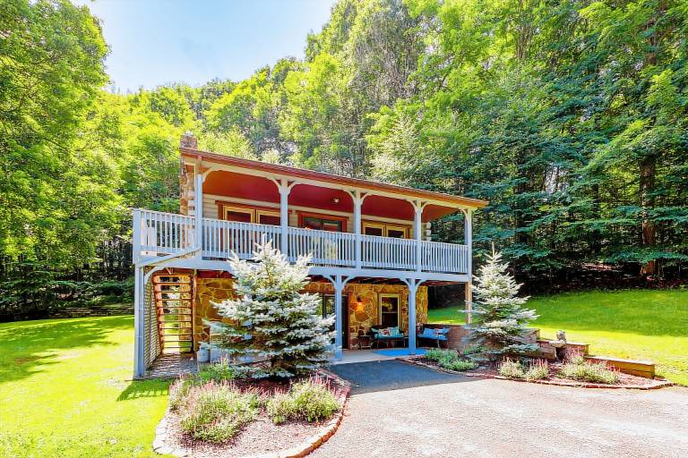 Cabin McHenry