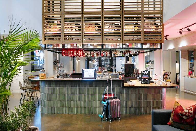 Moxy Memphis Downtown — photo 4