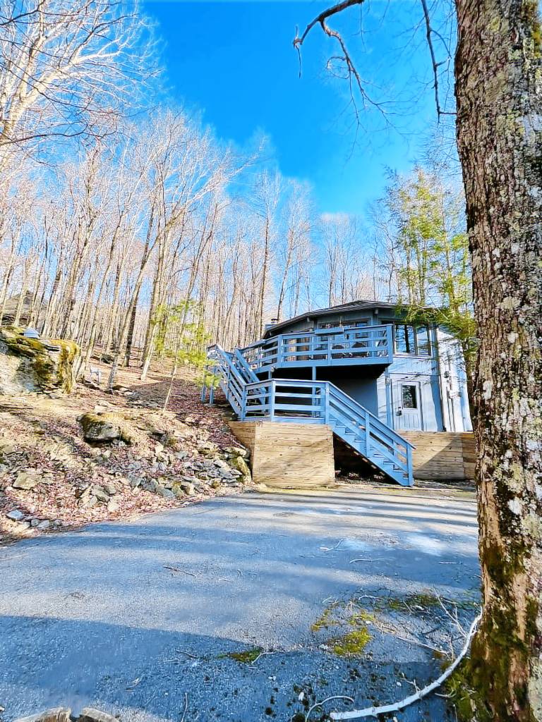 Cabin Beech Mountain