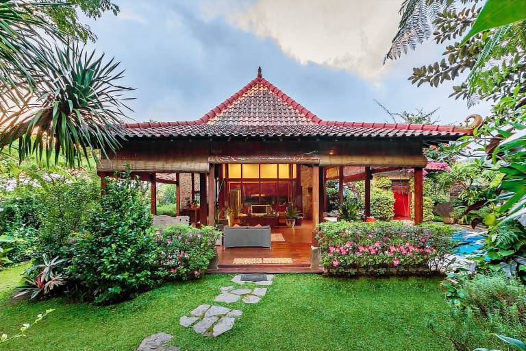 Villa  Bulukerto
