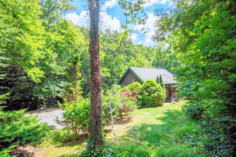Cabin West Jefferson