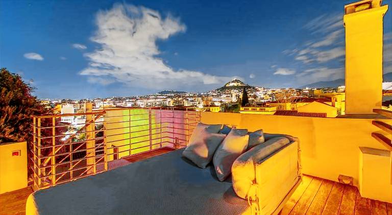 Villa with terrace, yard & jacuzzi | Near Acropolis of Athens — photo 5