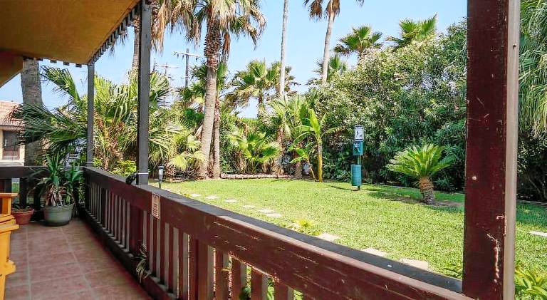 Toucans Retreat Tranquil 1BR Condo with Patio 102 — photo 5
