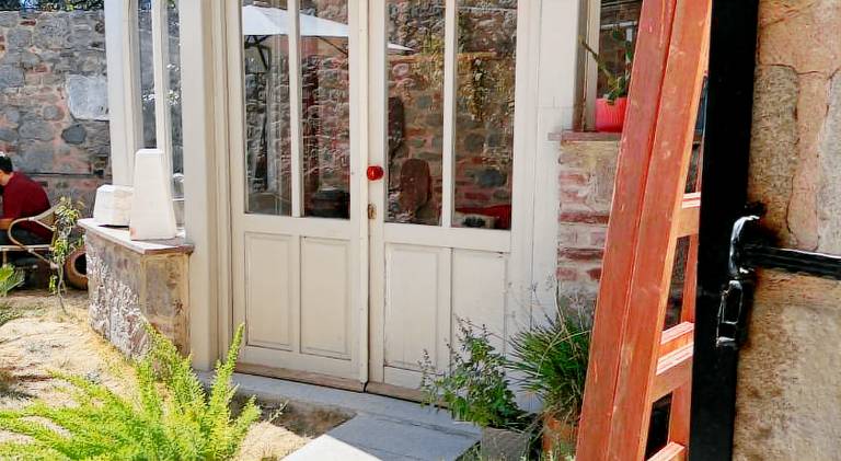 Fully equipped charming vacation home with garden, patio & BBQ | Perfect for remote work | Dogs allowed — photo 5