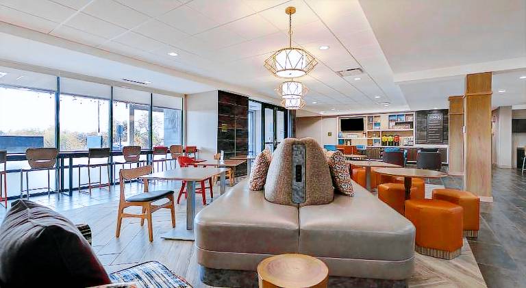 Home2 Suites by Hilton Dekalb — photo 3
