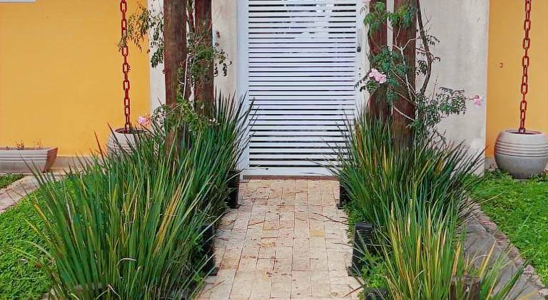 Holiday apartment with pool | Next to the beach | Pets are welcome in Caraguatatuba