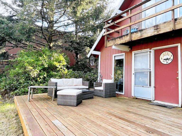Cottage Rockaway Beach