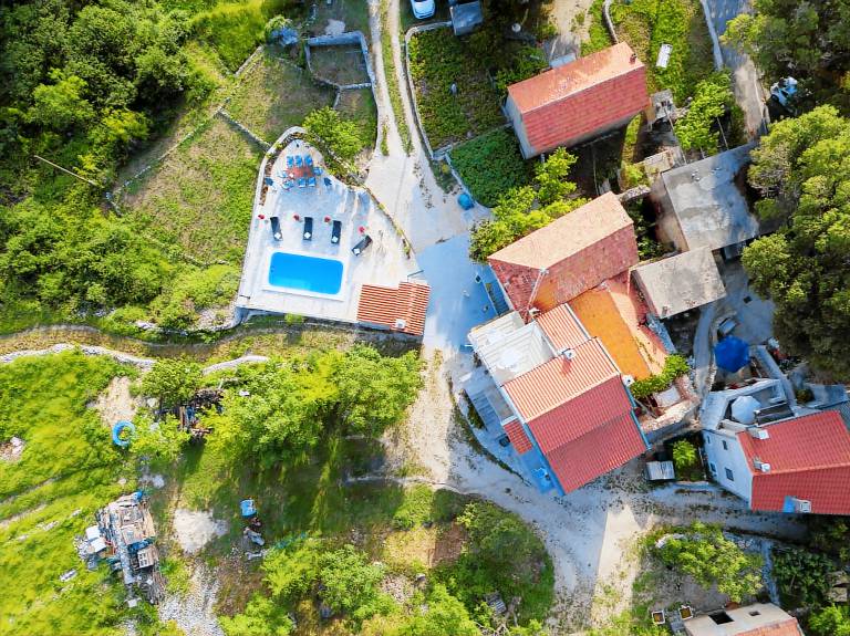 Villa with garden, private pool & patio | Beach view | Pets allowed — photo 2