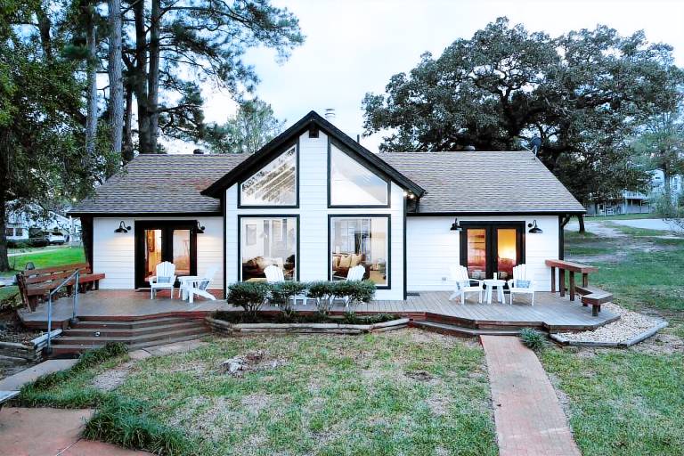 Cottage  Riverside