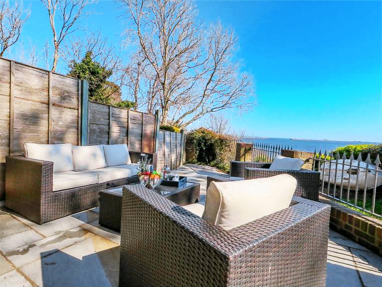 Cottage with yard | Beach view | Close to the beach | Pet-friendly — photo 4