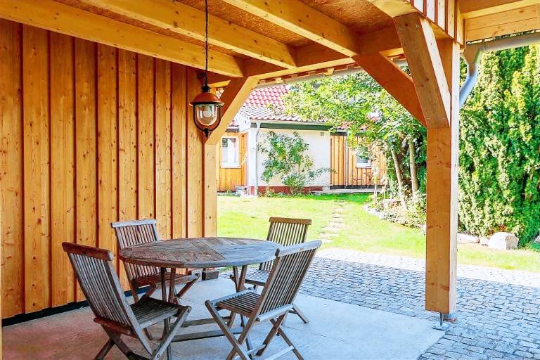 Vacation home with barbecue, yard & sauna — photo 3